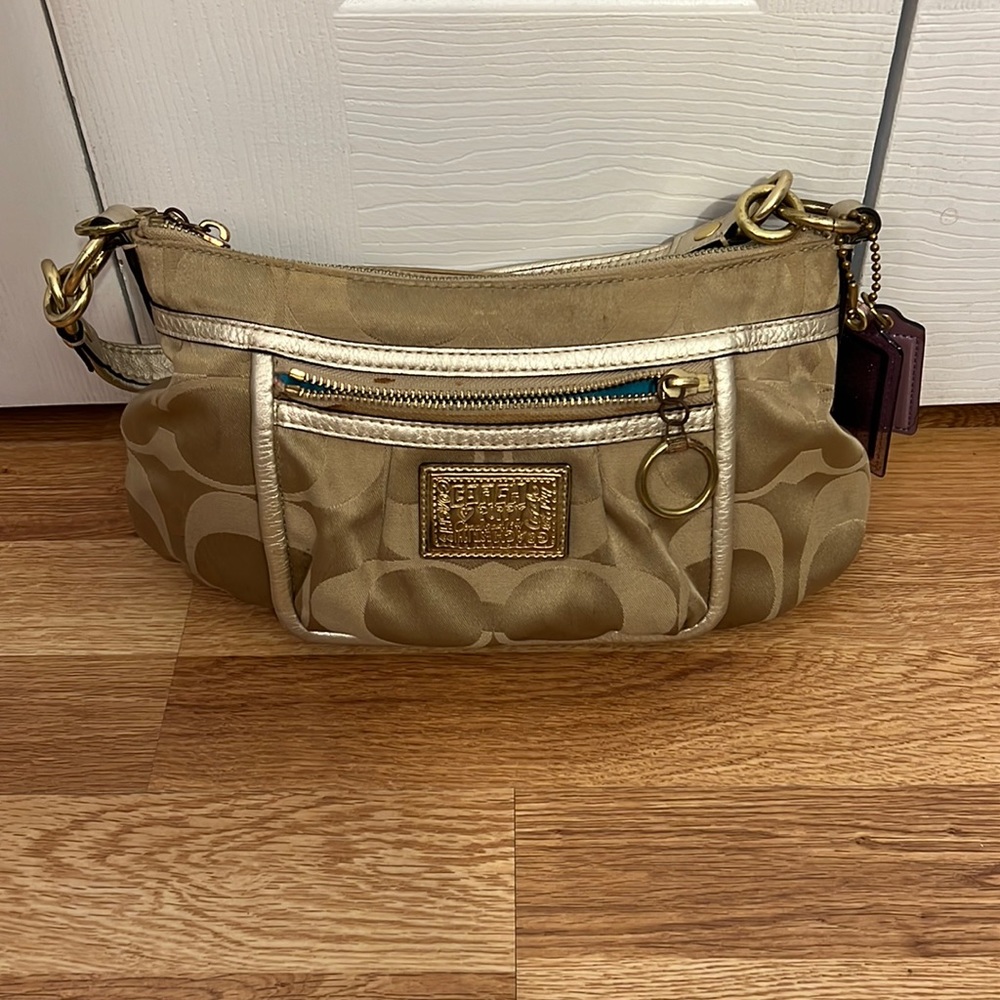 Coach vintage small shoulder bag